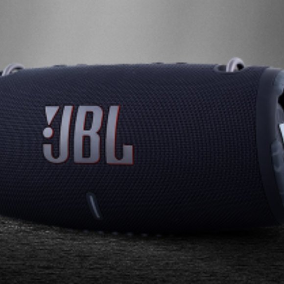 JBL Xtreme3 music war drum